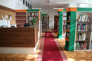 Püspökmajori Klubkönyvtár